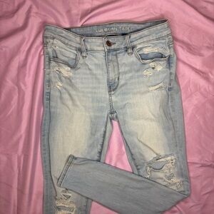 American Eagle Outfitters Light Wash Distressed Skinny Jeans